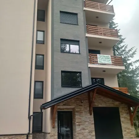 Nana Svetogorska 19 ,stan 17 3* Zlatibor