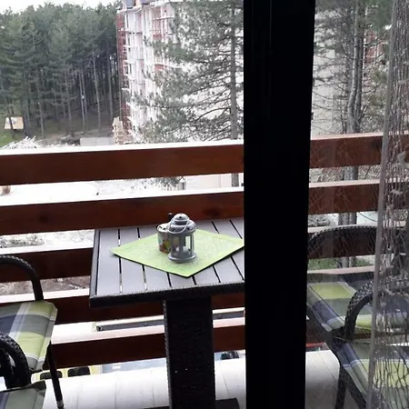 Nana Svetogorska 19 ,stan 17 Zlatibor