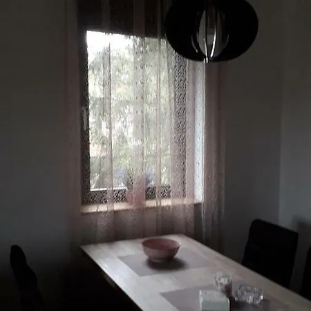 Nana Svetogorska 19 ,stan 17 3* Zlatibor